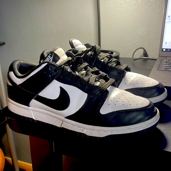 Nike Panda Dunk Low Retro - Picture 1 of 7